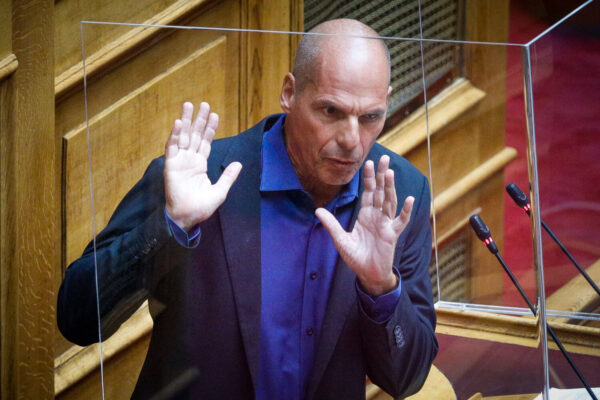 Βαρουφάκης: Παρακολουθούσαν το κινητό μου από το 2015 αλλά δεν ήταν ο ΣΥΡΙΖΑ