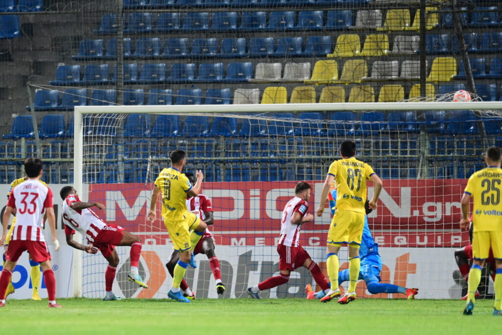 Super League 1, Αστέρας Τρίπολης – Ολυμπιακός 0-0: Κόλλησαν στο μηδέν