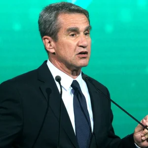 Ο Ανδρέας Λοβέρδος απαντάει για πρώτη φορά για τη σύλληψη του γιου του: «Είναι παιδί μου , το στηρίζω αλλά δεν δικαιολογώ κάθε πράξη του» (βίντεο)