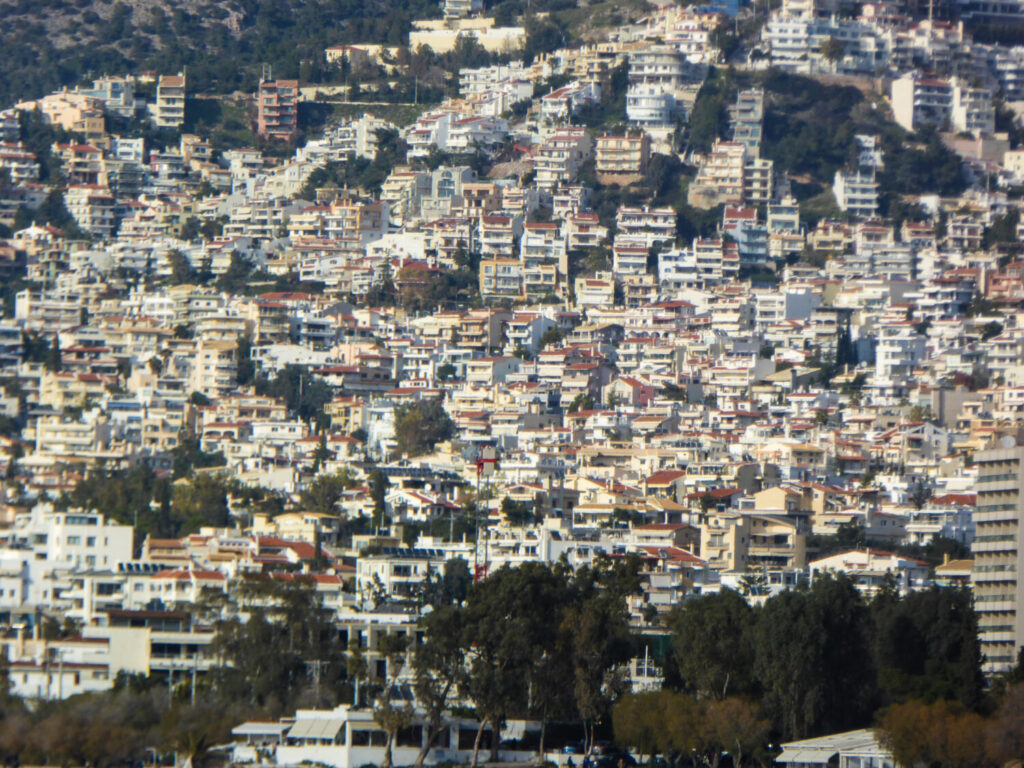 Τράπεζα της Ελλάδος: Προειδοποίηση για τις δόσεις των στεγαστικών δανείων μετά την αύξηση των επιτοκίων