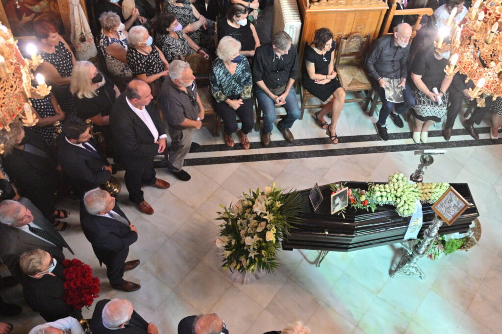 Σήμερα η κηδεία της Ειρήνης Παππά στο Χιλιομόδι  – Η παράκληση της οικογένειας (εικόνες)