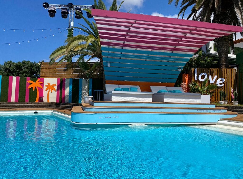 Love Island: «Γνωρίστε» τη βίλα που θα φιλοξενήσει τους Islanders – Δείτε φωτογραφίες