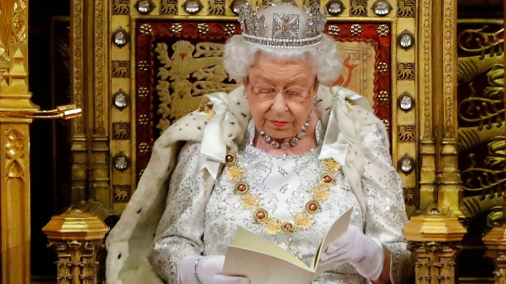 Βασίλισσα Ελισάβετ: Κρίσιμες ώρες – Όλη η Βασιλική Οικογένεια στο πλευρό της