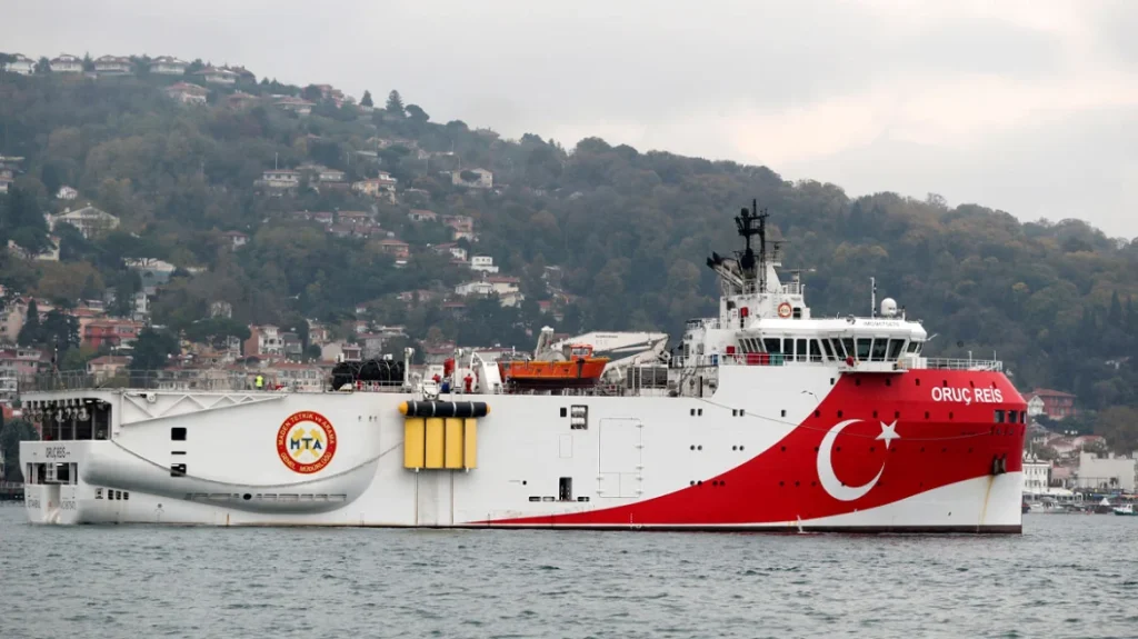 Νέες έρευνες από το Oruc Reis προαναγγέλλει ο υπουργός Ενέργειας της Τουρκίας στον Κόλπο της Αττάλειας  (video)