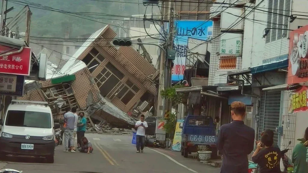 Ταϊβάν: Σεισμός 7,2 Ρίχτερ – Ισχυρή προειδοποίηση για τσουνάμι (εικόνες&video)