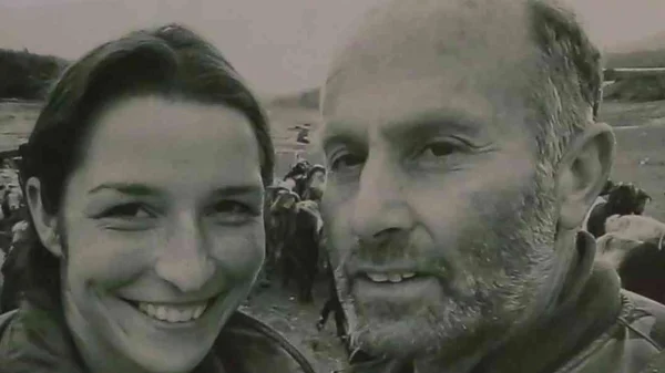 Καβάλα: Το σημείωμα του αυτόχειρα λίγο πριν δολοφονήσει μάνα και παιδί: «Εδώ αρχίζει η αγάπη μας…»