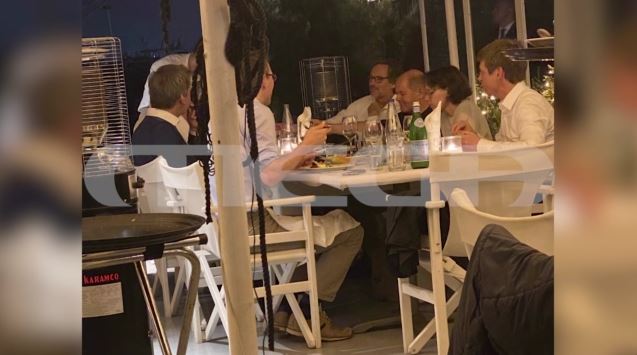 Όλαφ Σολτς: Το δείπνο του στη Μαρίνα Φλοίσβου – Έφαγε  θαλασσινά