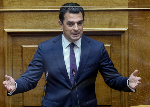 Σκρέκας: Το σχέδιο 6 σημείων για την απεξάρτηση της Ελλάδας από τα ρωσικά καύσιμα