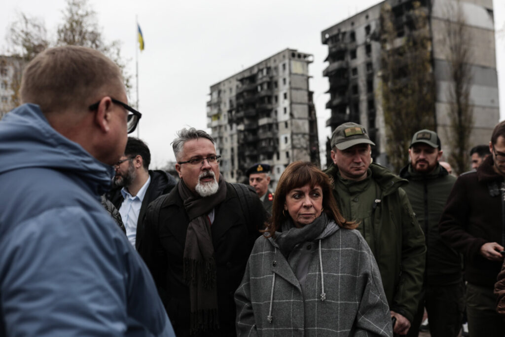 Στην Ουκρανία η Κατερίνα Σακελλαροπούλου με τον Νίκο  Παναγιωτόπουλο  (εικόνες)