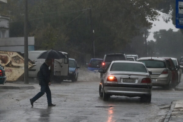Κακοκαιρία «CASSANDRA»: Έρχεται από την Κεντρική Μεσόγειο με ισχυρές βροχές και ανέμους – Οι περιοχές που θα «χτυπήσει»