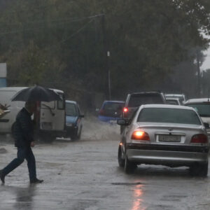 Καιρός: Νέο “κύμα” κακοκαιρίας με ισχυρές βροχές και καταιγίδες από την Τετάρτη – Οι περιοχές που θα πληγούν