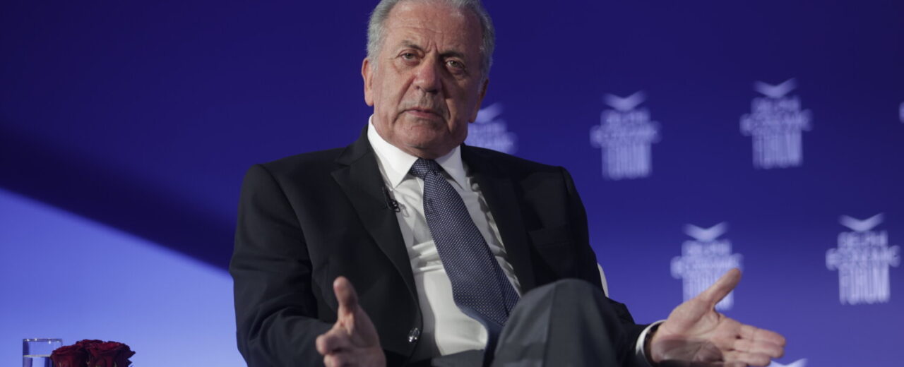 Αβραμόπουλος: Δεν απολογούμαι σε κανέναν κερατά – «Μπούρδα» το ένταλμα για το Qatargate – Εγώ θα κρίνω αν θα είμαι ξανά υποψήφιος (βίντεο)
