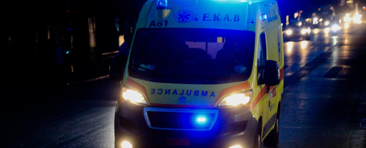 Σε σοβαρή  κατάσταση το κοριτσάκι που έπεσε και χτύπησε σε σιντριβάνι στην Καλλιθέα –  Το επανέφεραν οι γιατροί στο “Παίδων” μετά από 40 λεπτά