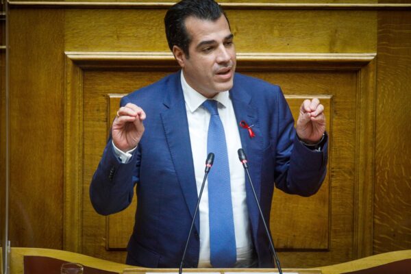 Θάνος Πλεύρης: “Δεν με ενόχλησε το γ@@@ται η Τουρκία – Δεν θέλω οι ναύτες να τραγουδούν το μικρό μου πόνι”