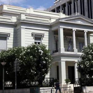 Υπουργείο Εξωτερικών: 162 Έλληνες έχουν επαναπατριστεί από τη Μέση Ανατολή