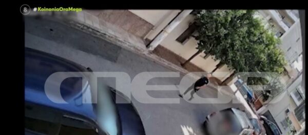 Ίλιον: Στα χέρια των αρχών πατέρας και γιος που έκλεβαν ηλικιωμένες – Δείτε το βίντεο