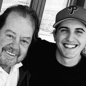 Good Job Nicky: Η φωτογραφία με την μητέρα και τον αδερφό του, λίγο πριν τον εθνικό τελικό της Eurovision