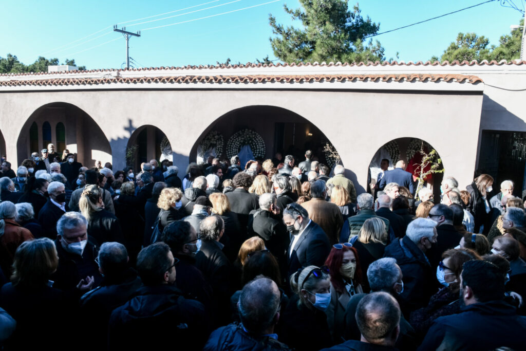 Νότης Μαυρουδής: Το τελευταίο αντίο στον σπουδαίο μουσικοσυνθέτη με το «Πρωινό Τσιγάρο»