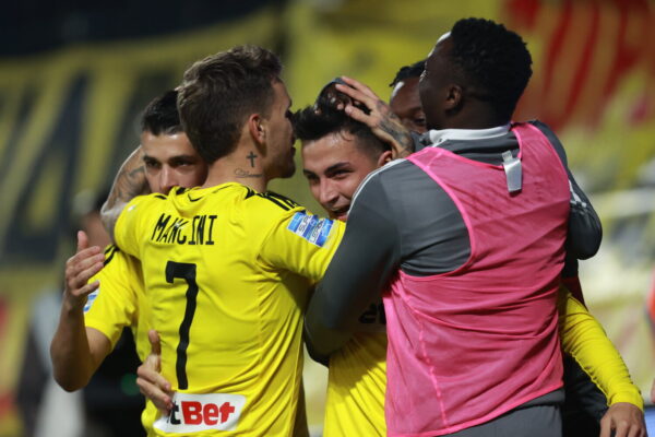 Άρης – Βόλος 3-0: Ο Μάνου Γκαρσία το «καθάρισε» με χατ-τρικ και έφερε το +2