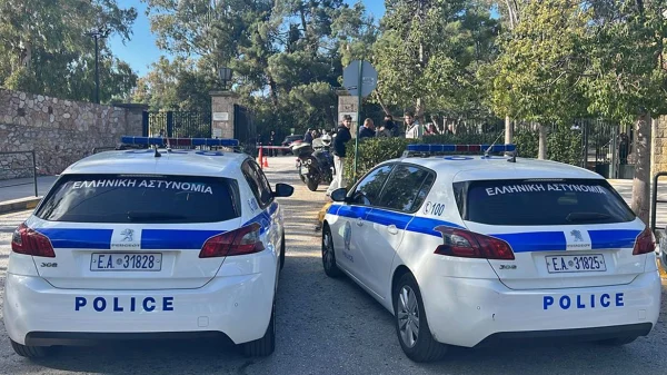 Κολλέγιο Αθηνών: Καταγγελία για εισβολή αγνώστων με μαχαίρια – Δεν βρήκε τίποτα η Αστυνομία