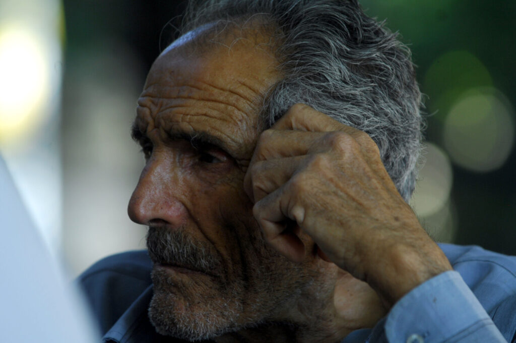 Kορυδαλλός: Γηροκομείο – «κολαστήριο»: Βρήκαν τους ηλικιωμένους κλειδωμένους και εξαθλιωμένους