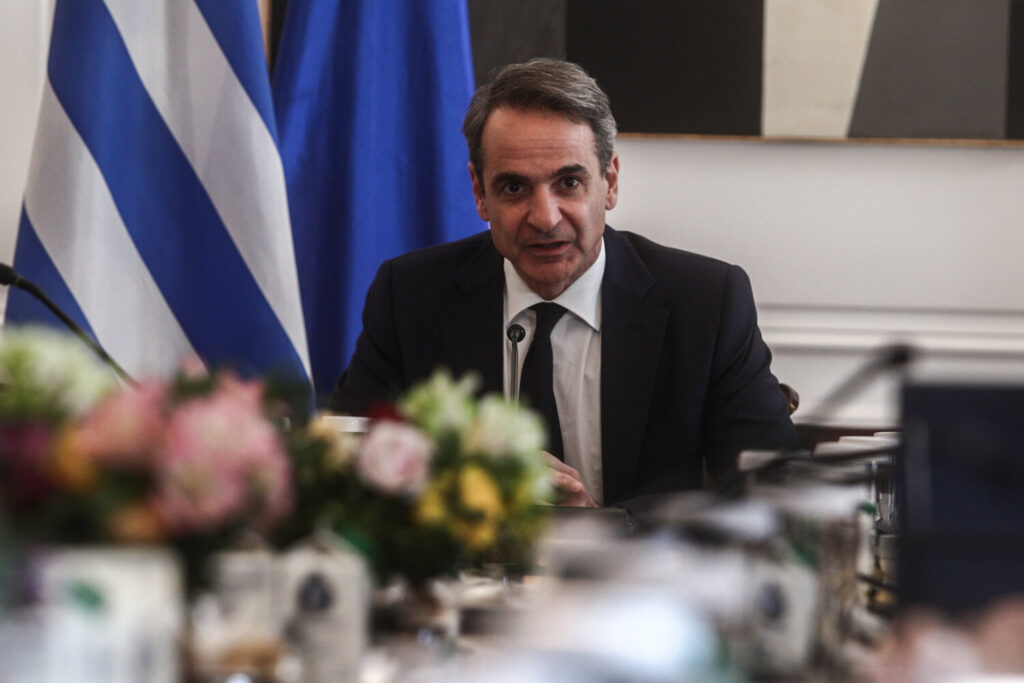 Μητσοτάκης στο υπουργικό: Η αποχή ΣΥΡΙΖΑ από την Βουλή δηλώνει ότι προσχωρεί στον λαϊκισμό και στα ψέματα