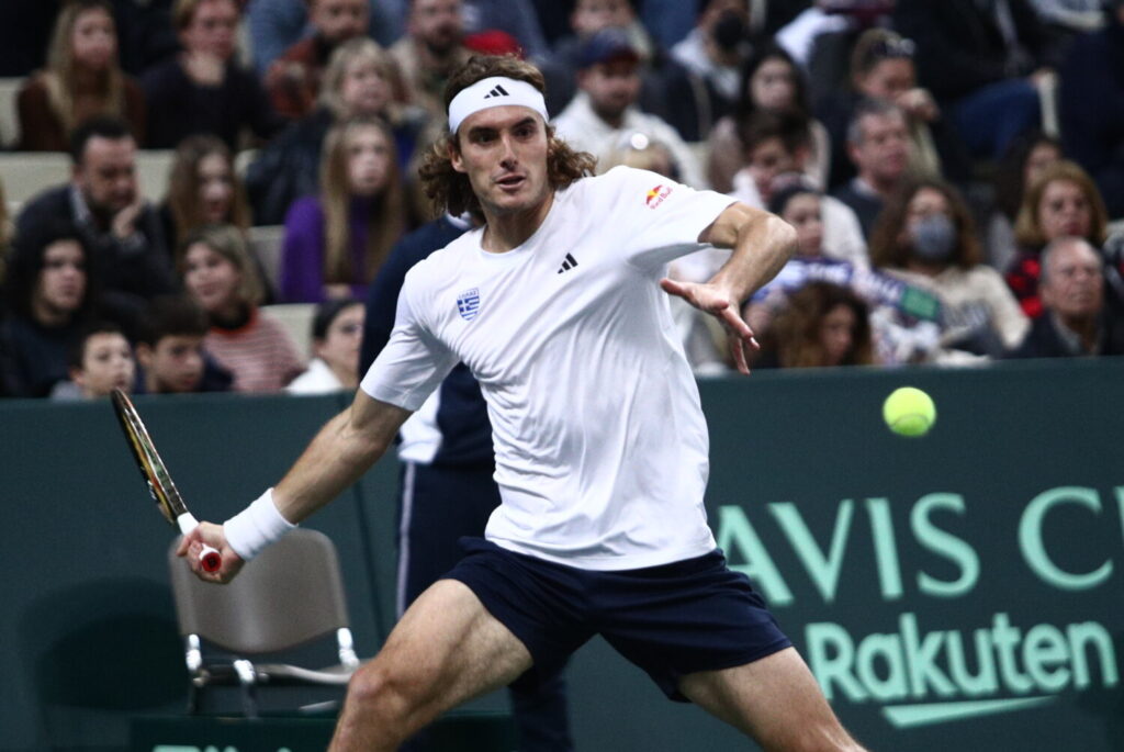 Roland Garros: Πρόκριση για Τσιτσιπά με   3-1 σετ έναντι του  Γίρι Βέσελι