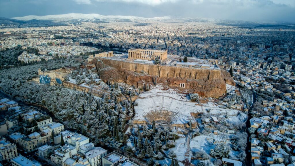 Κακοκαιρία Μπάρμπαρα: Νέο έκτακτο δελτίο  από την ΕΜΥ – Χιόνια το βράδυ ακόμα και σε χαμηλό υψόμετρο στην Αττική