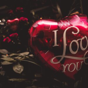 Αγίου Βαλεντίνου: H ιστορία της γιορτής  των ερωτευμένων – Πως και πότε ξεκίνησε