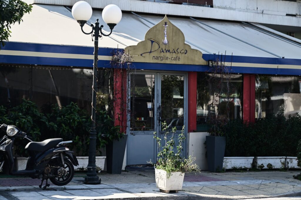 Νέα Ιωνία: Ένοπλη συμπλοκή Αλβανών σε καφετέρια με θύμα έναν πελάτη