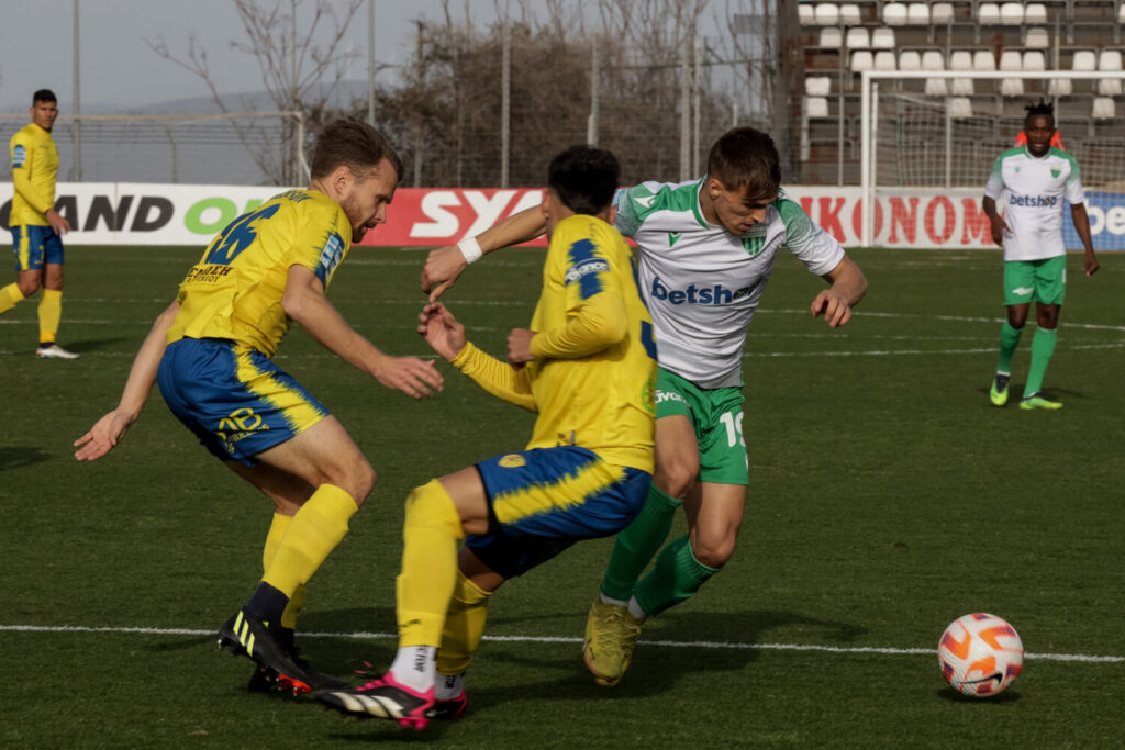 Λεβαδειακός – Παναιτωλικός 0-0: Ο δυνατός αέρας επηρέασε τους ποδοσφαιριστές