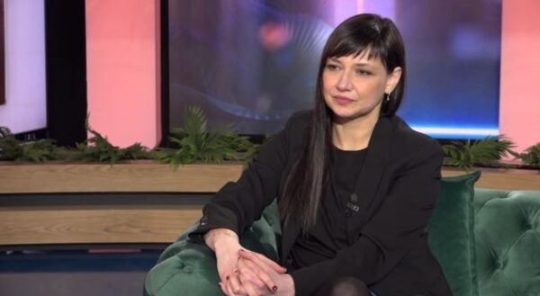 Αθηναΐς Νέγκα: «Ήθελα πάντα να γίνω  60 ετών γιατί στα 50 είμαστε ‘’νεόγριες’’»