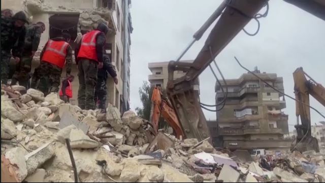 Σεισμός στην Τουρκία: «Δύσκολες οι συνθήκες, δεν υπάρχει συντονισμός – Επικρατεί χάος», λέει ο Λέκκας (video)