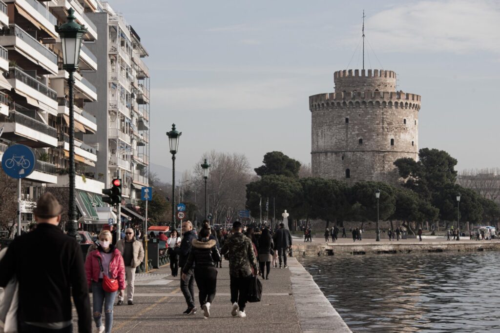 Θεσσαλονίκη: 45χρονος αστυνομικός αυτοκτόνησε πέφτοντας με το αυτοκίνητό του στον Θερμαϊκό