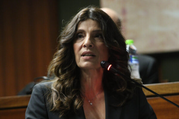 Τέμπη- Τσαπανίδου για Μητσοτάκη: «Ακόμα και τη συγγνώμη δεν έχει το σθένος να την αναλάβει ο ίδιος»