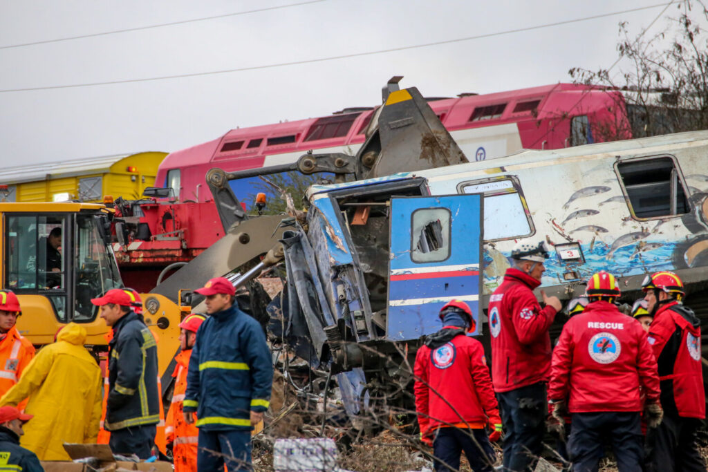 Σύγκρουση τρένων – Πόπη Τσαπανίδου: 4 ερωτήματα που οφείλει να απαντήσει ο κ. Μητσοτάκης για τα Τέμπη