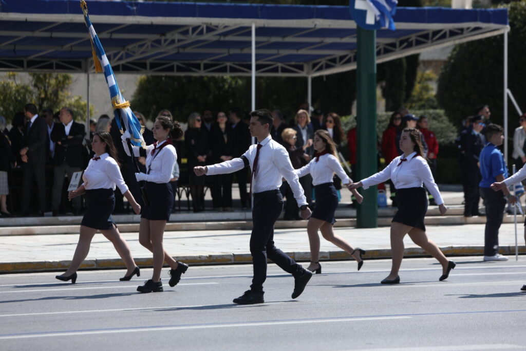 28η Οκτωβρίου: Οι μαθητικές παρελάσεις  σε Αθήνα και περιφέρεια – Βίντεο