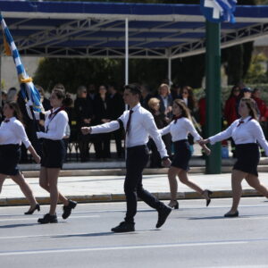 28η Οκτωβρίου: Οι μαθητικές παρελάσεις  σε Αθήνα και περιφέρεια – Βίντεο