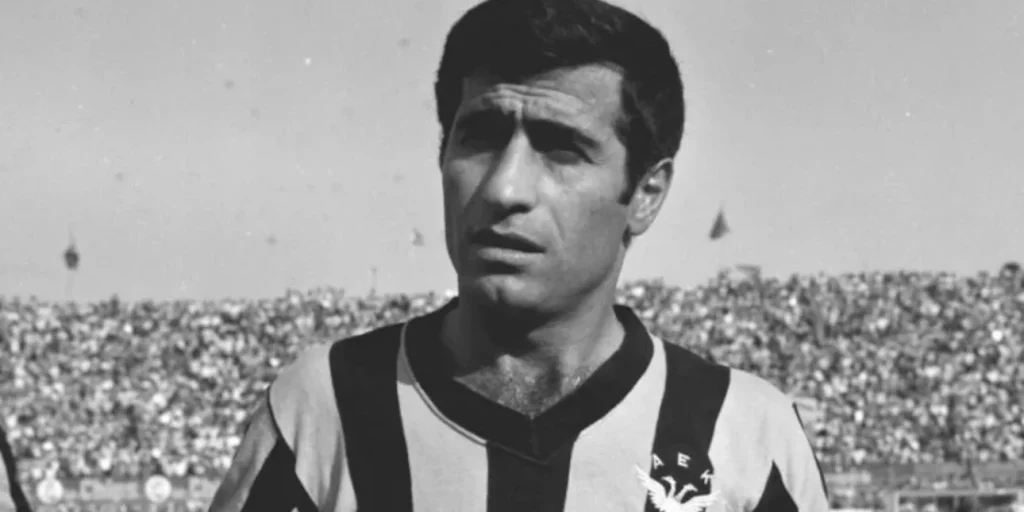 Πέθανε ο θρυλικός ποδοσφαιριστής της ΑΕΚ, Μίμης Παπαϊωάννου