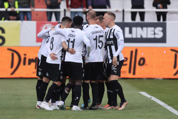 Ο ΟΦΗ  «διέλυσε» τη Λαμία 4-1 και συνεχίζει αήττητος στα πλέϊ άουτ