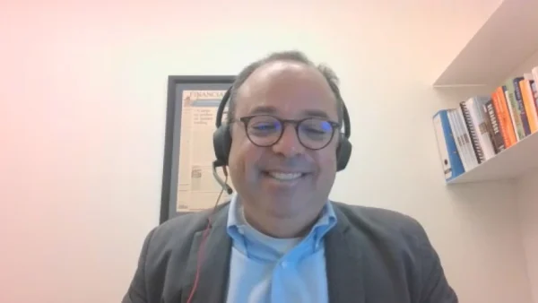 Πίτερ Σπίγκελ (FT): «Με τον ΣΥΡΙΖΑ πηγαίναμε από κρίση σε κρίση, η ΝΔ κατόρθωσε να επαναφέρει την εμπιστοσύνη στις αγορές»