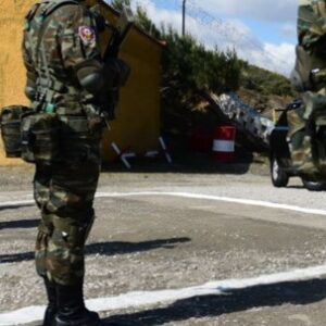 Συνελήφθη στέλεχος των Ενόπλων Δυνάμεων – Κατηγορείται ότι μετέδιδε μυστικές πληροφορίες