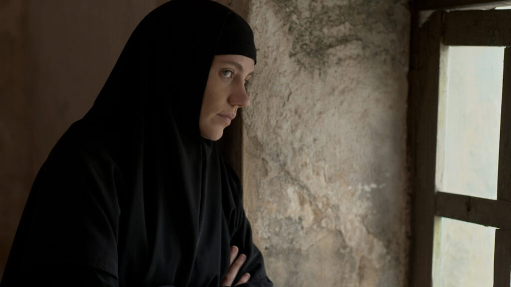 «Μαύρο Ρόδο»: Ανατροπές μετά την επιστροφή της Ελισάβετ στο μοναστήρι