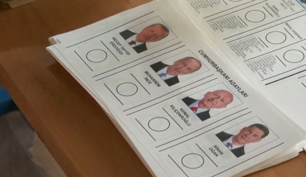 Εκλογές στην Τουρκία: Έκλεισαν οι κάλπες – Στο 90% η συμμετοχή – Ξεκίνησε η καταμέτρηση
