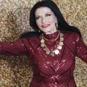 Ζωζώ Σαπουντζάκη: Τα νεότερα για την κατάσταση της υγείας της – “Είναι πάντα αισιόδοξη” αποκαλύπτει στενή της συνεργάτιδα (βίντεο)