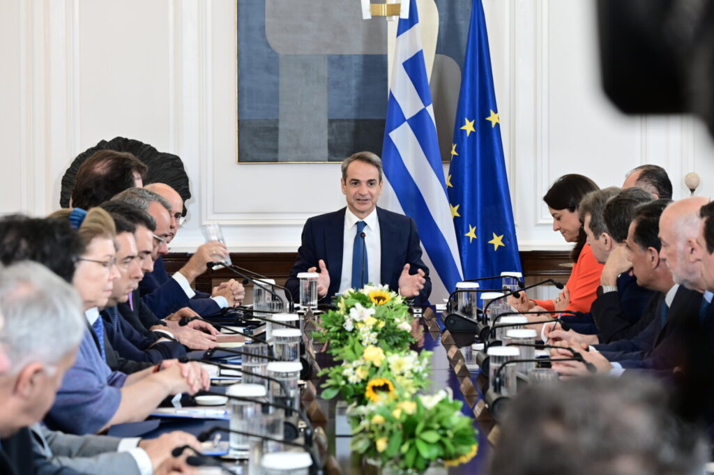 Μητσοτάκης – Tα tweet μετά το υπουργικό: Οι προσδοκίες είναι πολύ υψηλές – Είμαστε υπηρέτες των πολιτών