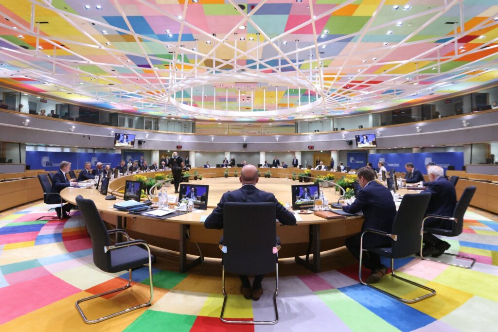 Σύνοδος Κορυφής: Μπλόκο Ουγγαρίας – Πολωνίας για το «πέναλτι» – Νέα συνεδρίαση για το μεταναστευτικό