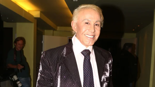 Πέθανε ο τραγουδιστής  Γιάννης Φλωρινιώτης σε ηλικία 76 ετών