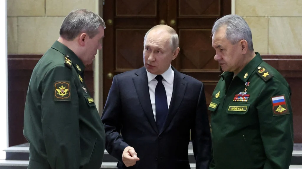 Ρωσικά ΜΜΕ: «Ξηλώνονται»  Σοϊγκού και Γκερασίμοφ σαν αντάλλαγμα για την συμφωνία με τον Πριγκόζιν