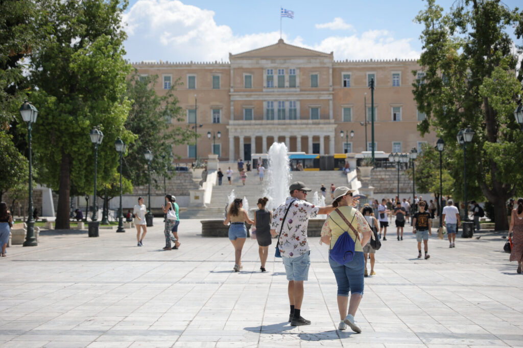 Καύσωνας Κλέων: Έκτακτο δελτίο της ΕΜΥ – Έως και 43 βαθμούς θα φτάσει η θερμοκρασία